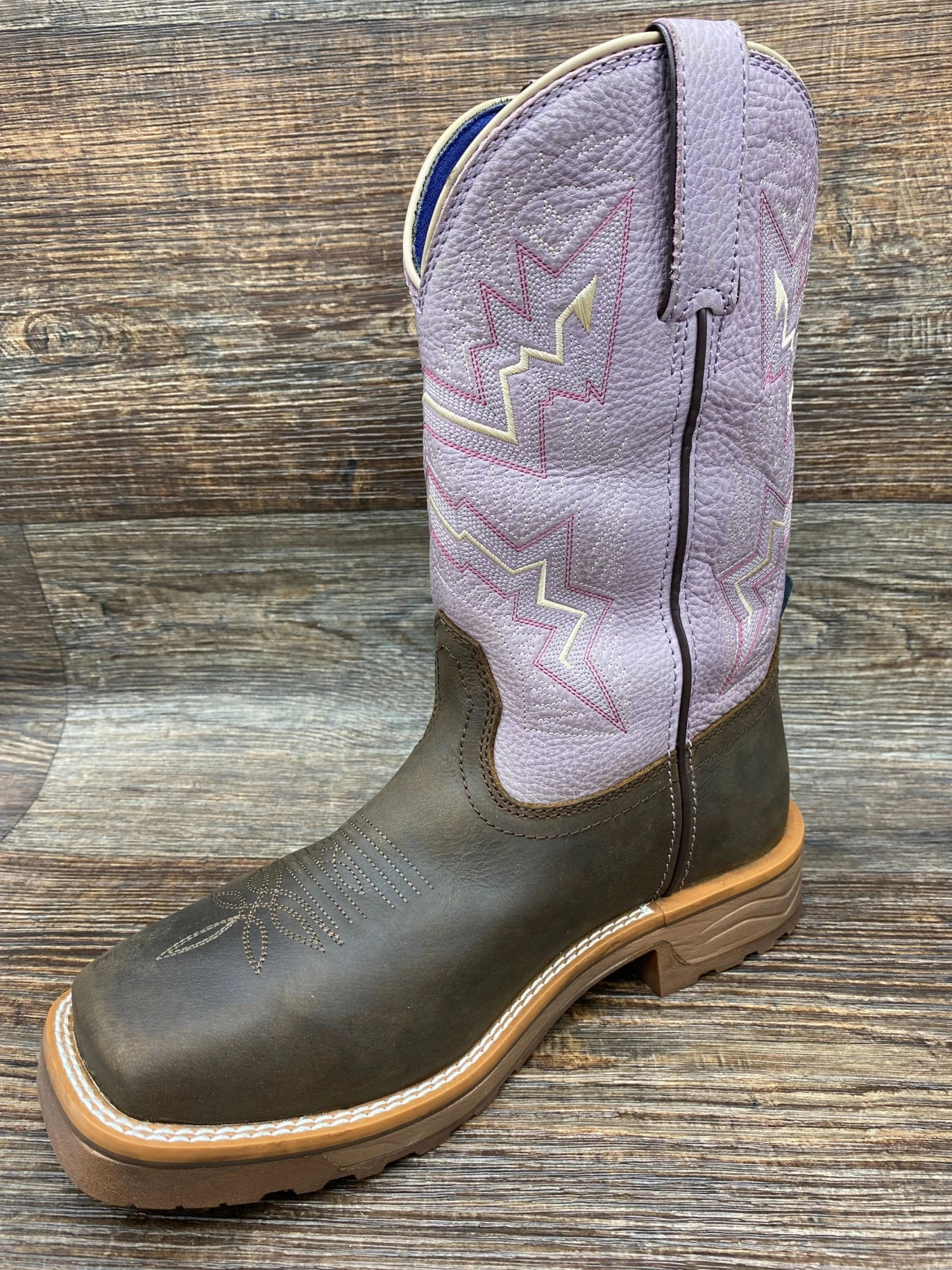 Tw3421 Women's Lumen Composite Toe Work Boot By Tony Lama - Image 4