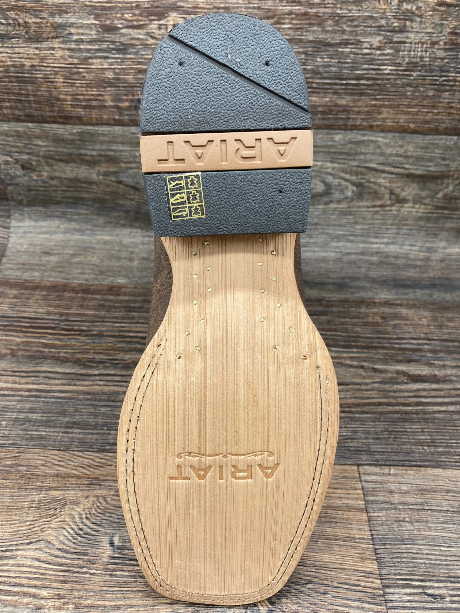 10038264 Men's Cowboss Square Toe Western Boot By Ariat - Image 4