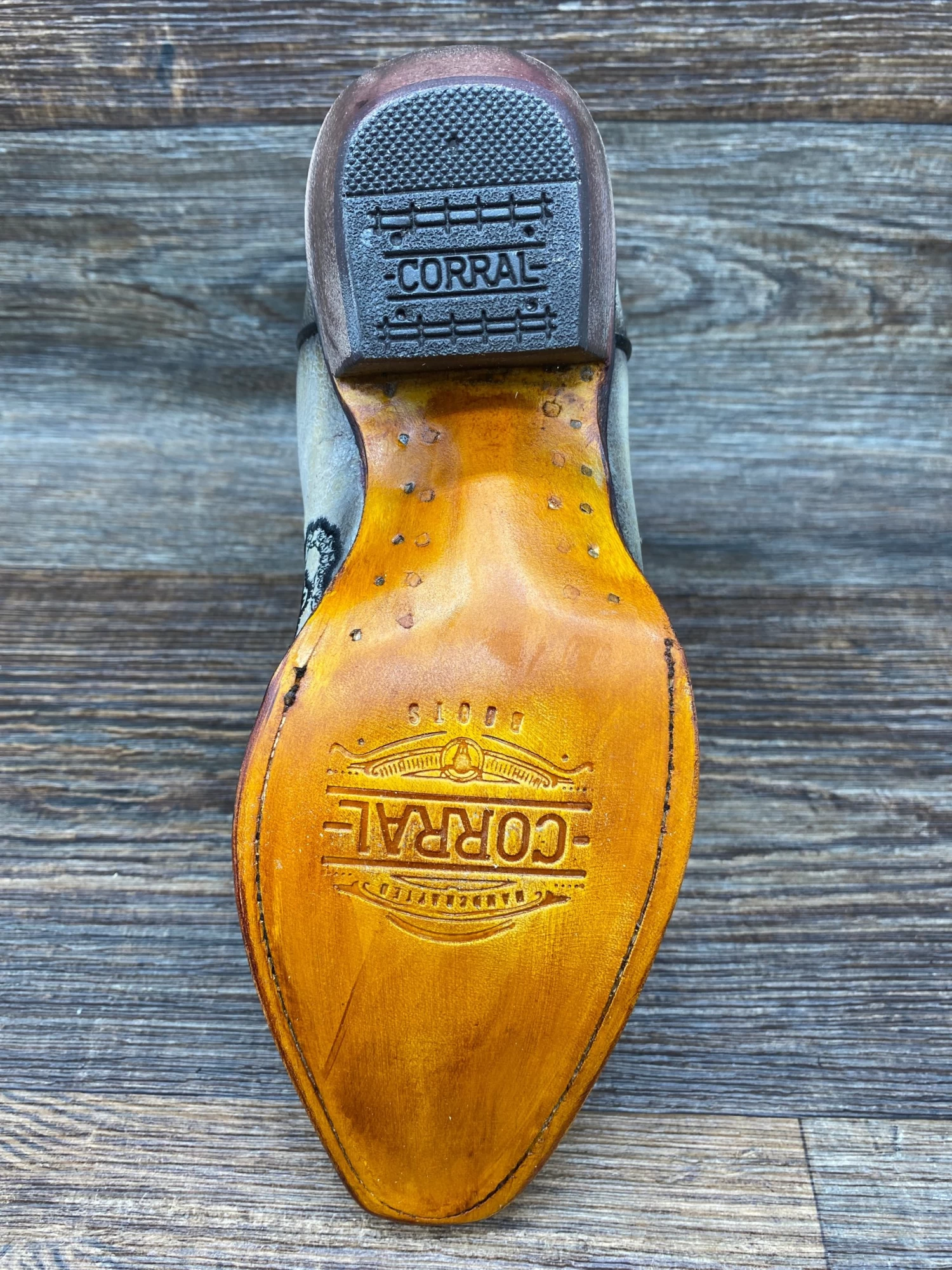 A4159 Ladies Black & White Embroidered Snip Toe Western Boot By Corral - Image 5