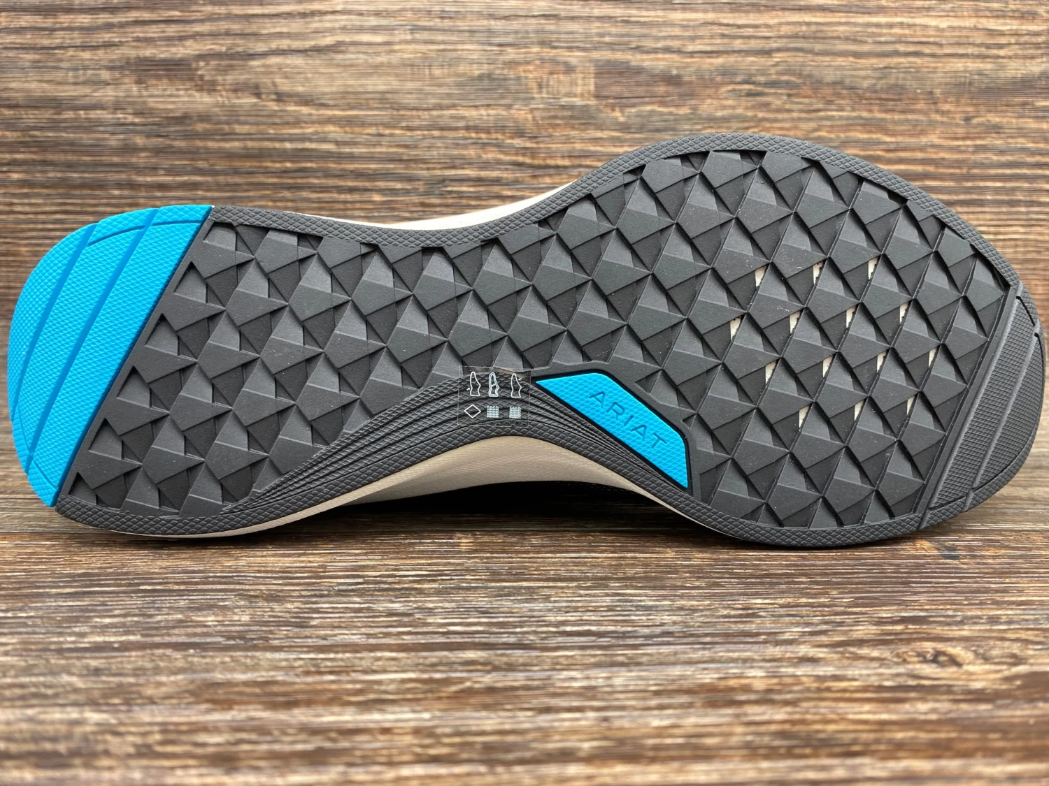 10038439 Men's Ignite H2O Waterproof Athletic Shoe By Ariat - Image 4