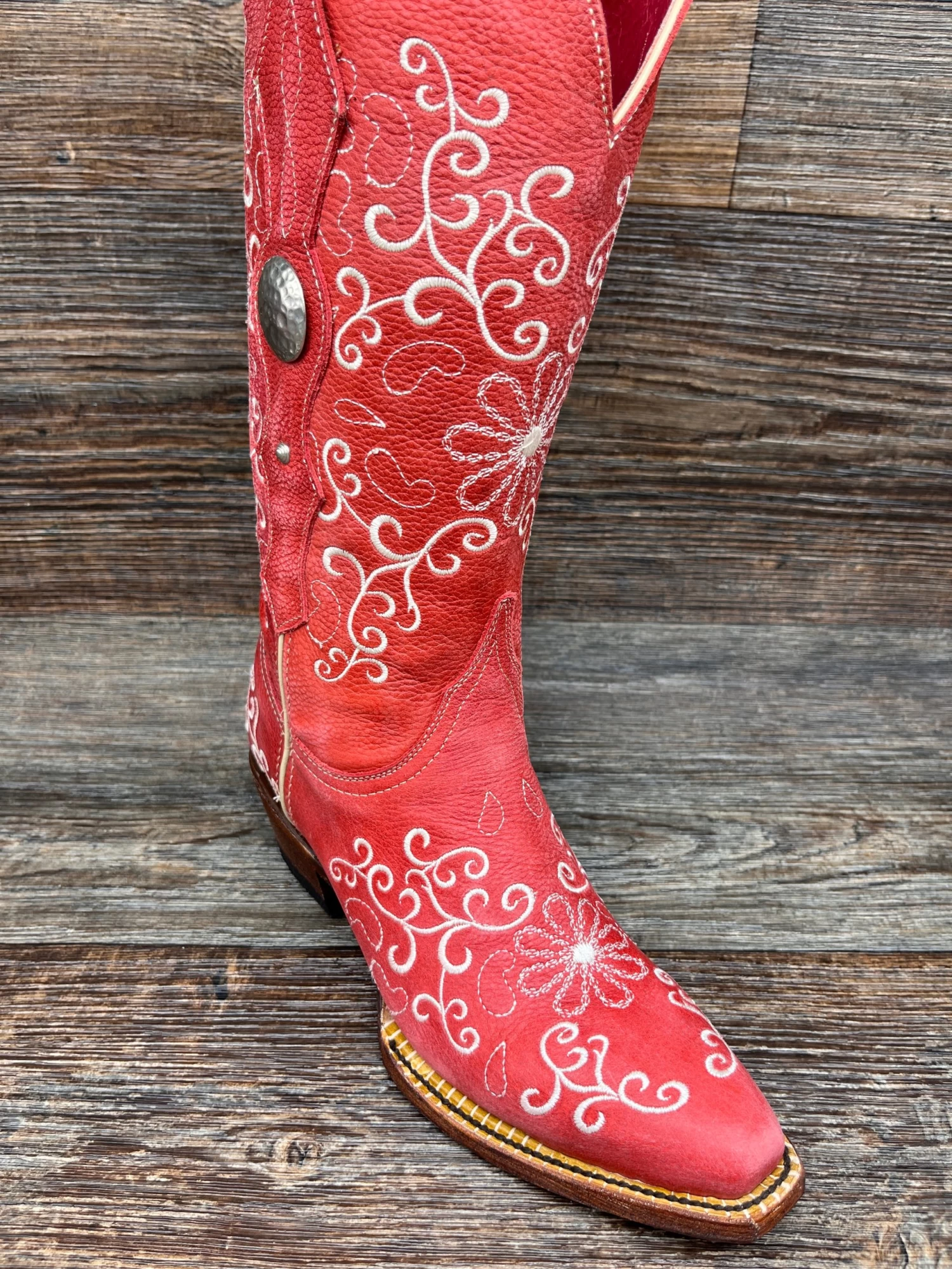 8226122 Women's Bella Embroidered Snip Toe Western Boot By Ferrini - Image 2