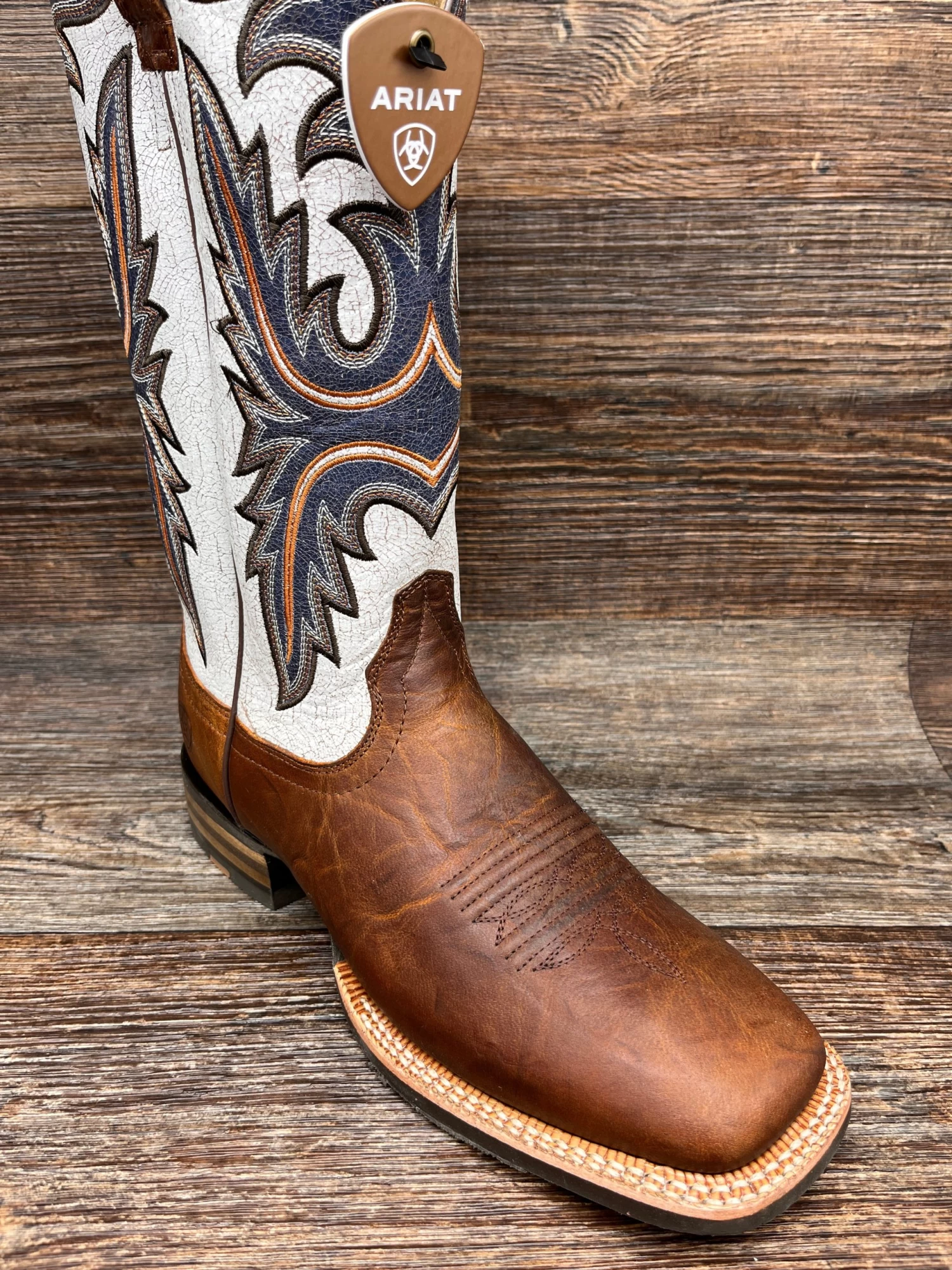 10040428 Men's Brushrider Square Toe Western Boot By Ariat - Image 2