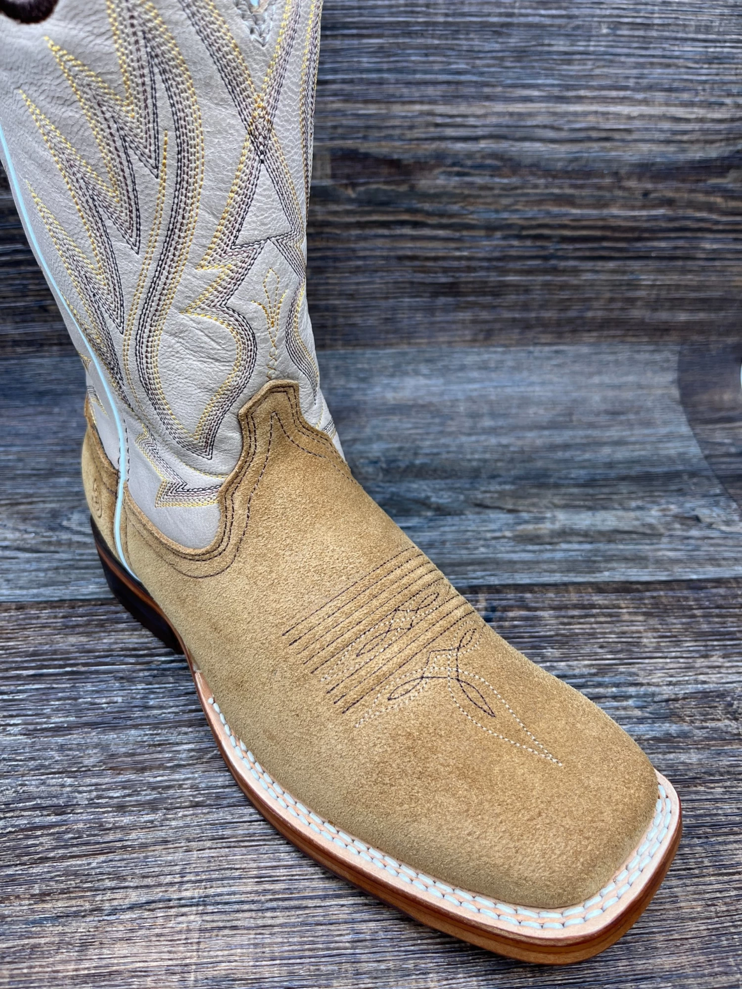 Ddb0309 Men's Arena Pro XRT Square Toe Western Boot By Durango - Image 2