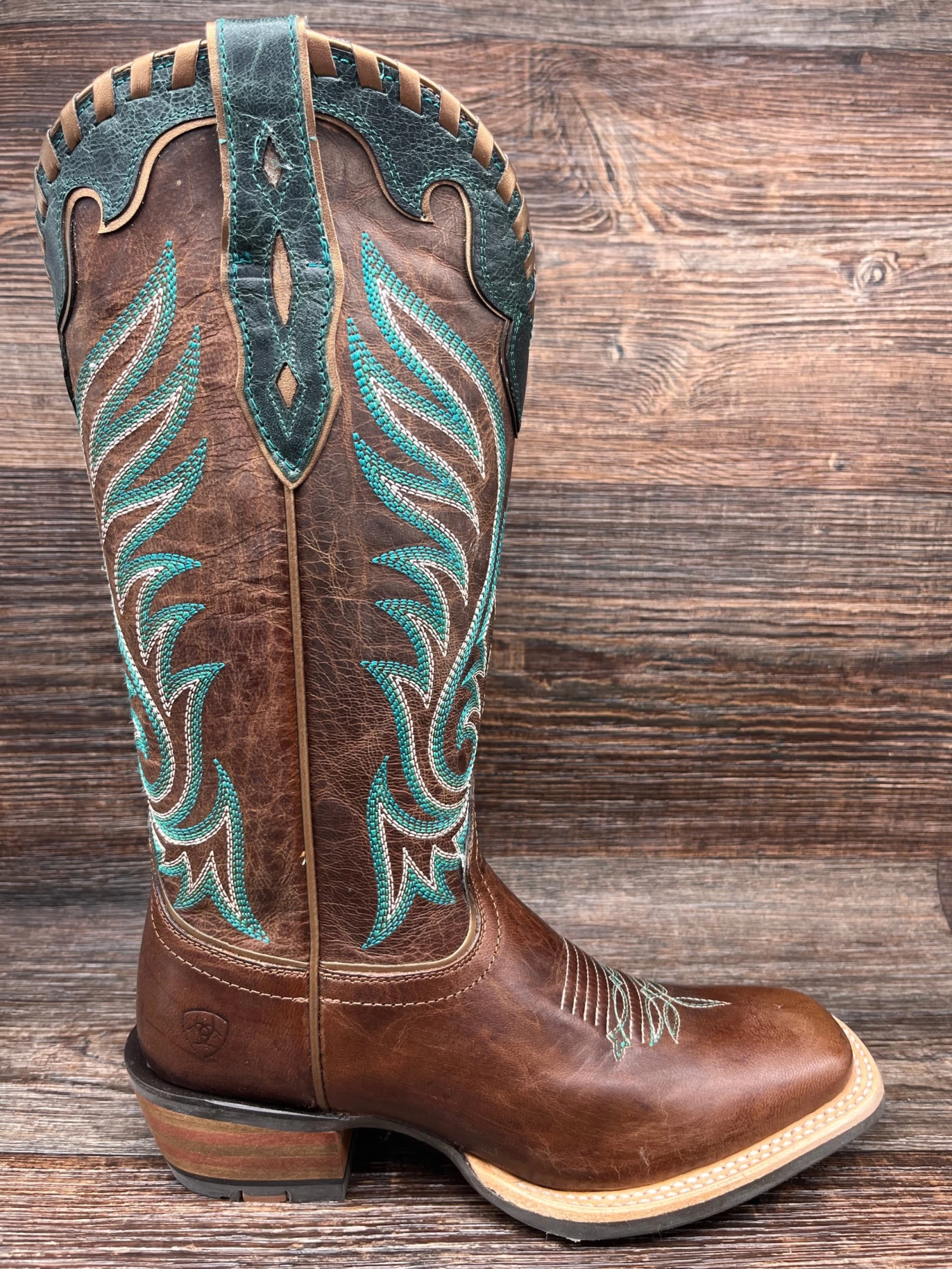 10040371 Women's Crossfire Picante Square Toe Western Boot By Ariat