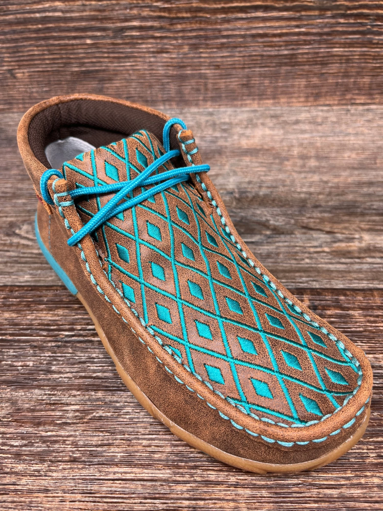 Wdm0072 Women's Driving Moc Casual Shoe By Twisted X