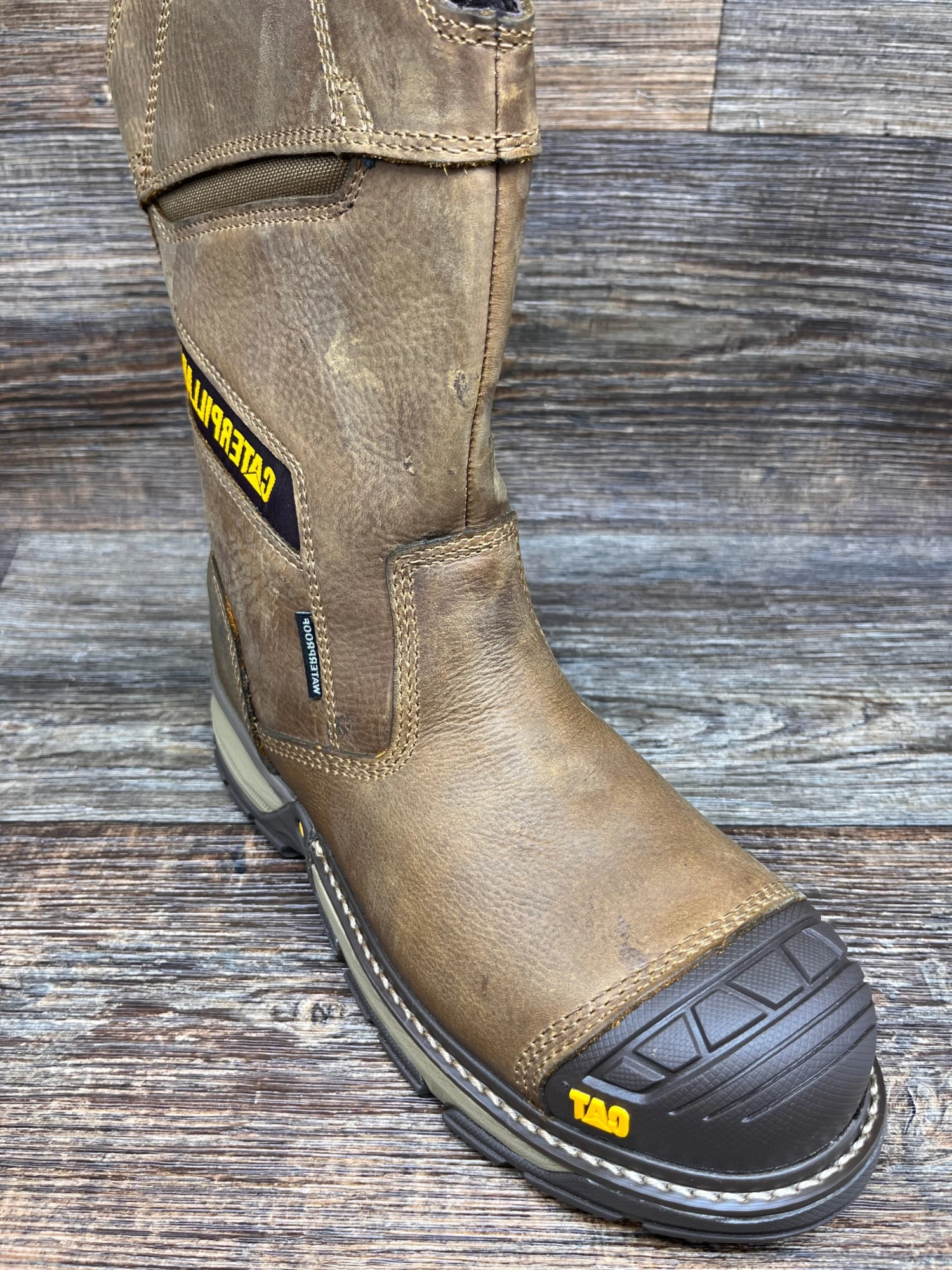 P91448 Men's Excavator Superlite Carbon Safety Toe Work Boot By Caterpillar - Image 2