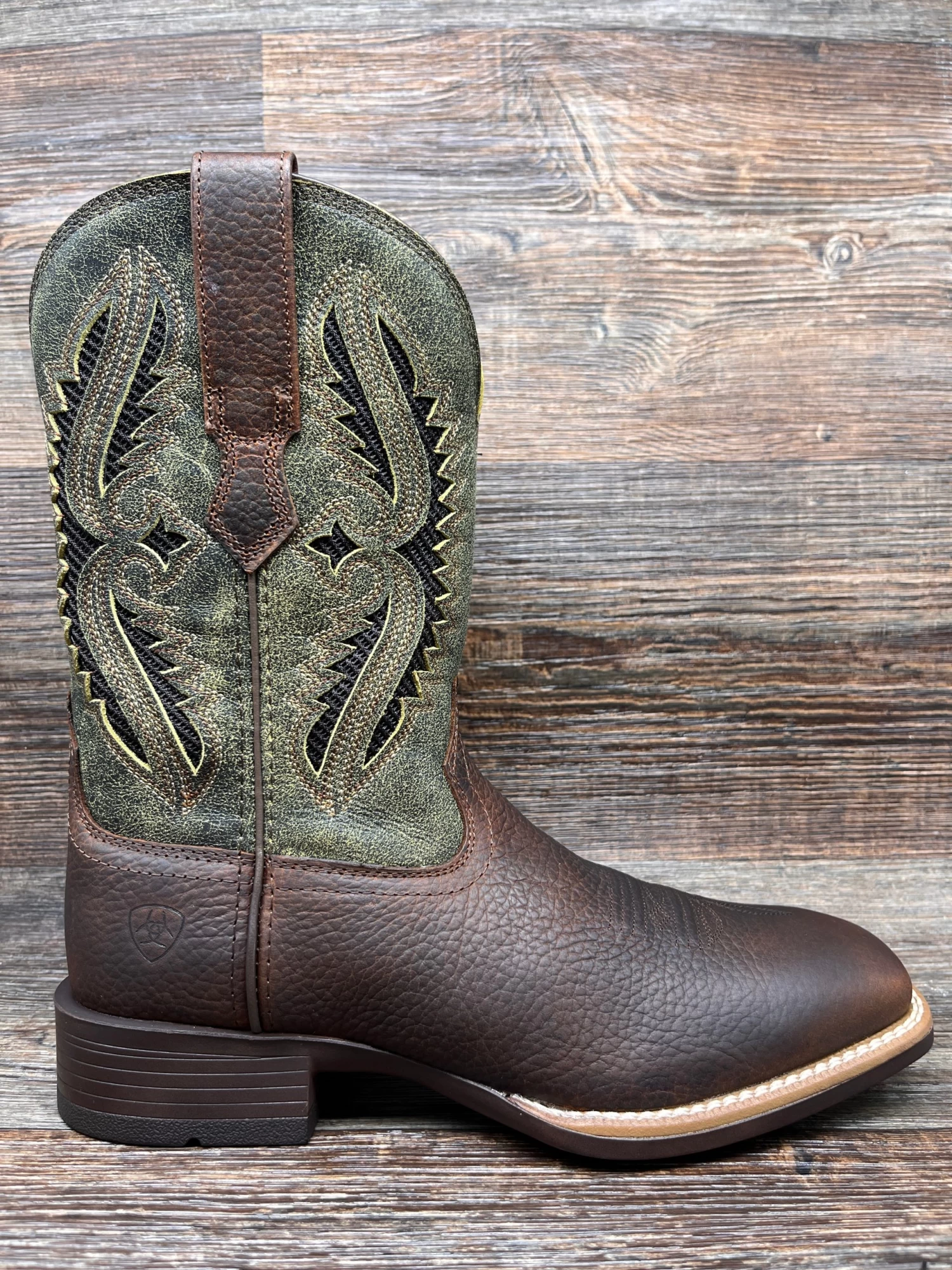10044478 Men's Rowder Bantamweight VentTEK 360 Western Boot By Ariat