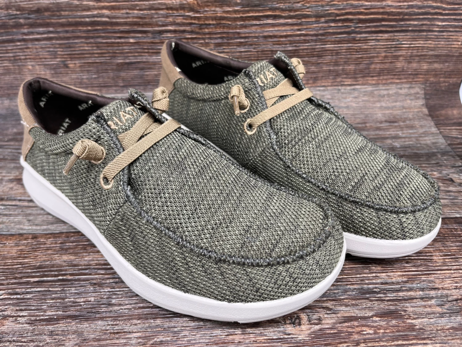 10042503 Men's Hilo Stretch Lace Casual Shoe By Ariat