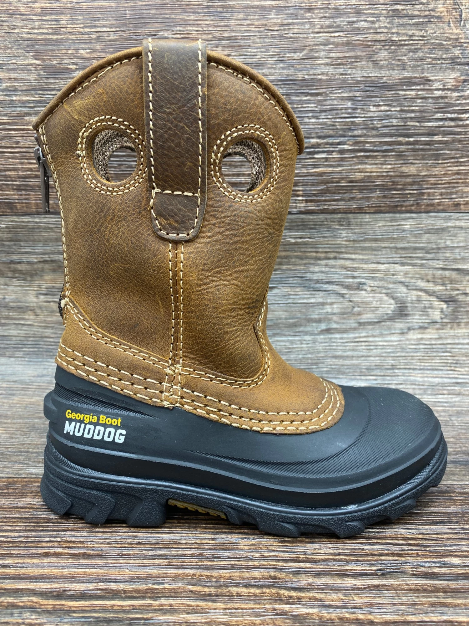 Gb00481 Kid's MudDog Round Toe Work Boot By Georgia - Image 2